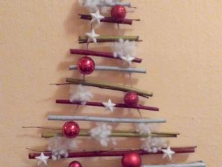 Jak vyrobit vrbový vánoční stromeček na zeď | návod