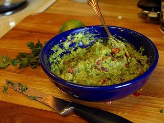 Jak připravit zdravé mexické guacamole | recept