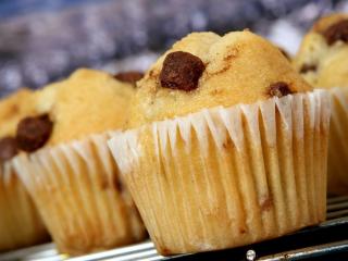 Jak udělat muffiny z 3 druhů čokolády | recept