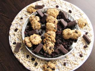 Jak upéct křehké ovesné sušenky s brusinkami a čokoládou | recept