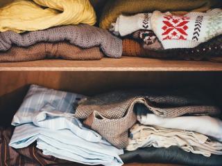 Jak zacházet s oblečením, aby vydrželo dlouho jako nové | rady