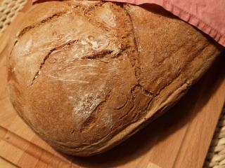 Jak upéct výborný domácí chléb | recept