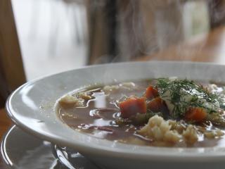 Jak udělat Halászlé | recept na maďarskou rybí polévku