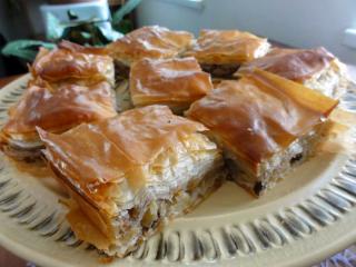 Jak si poradit s filo těstem | recept jak zpracovat filo těsto Jak si poradit s filo těstem | recept jak zpracovat filo těsto
