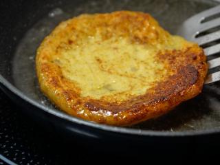 Jak připravit bramborák z chleba