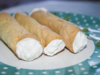 Jak připravit zdravější cannoli (italský dezert) | recept