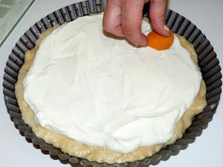 Jak upéct domácí meruňkový koláč s tvarohem | recept