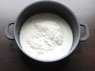 Jak připravit marcipánový krém k plnění korpusů | recept