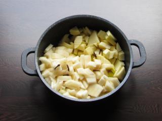 Jak připravit dezert z jablek, hrušek a arašídového másla | recept