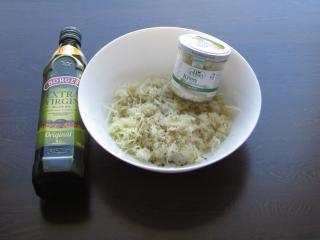 Jak připravit rychlý vitaminový salát z kysaného zelí, kapie a jablka | recept Jak připravit rychlý vitaminový salát z kysaného zelí, kapie a jablka | recept