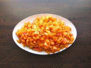 Jak připravit pikantní meruňkové čatní s kari | recept