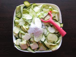 Jak na cuketové pickles s koprem | jednoduchý recept