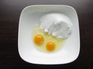 Jak upéct citronem provoněnou jogurtovou bábovku | recept