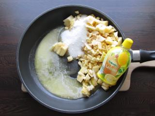Jak upéct jemné koláčky s jablečnou náplní | recept Jak upéct jemné koláčky s jablečnou náplní | recept