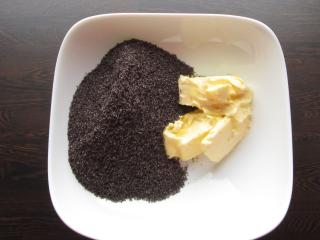 Jak upéct makový zákusek s tvarohovou náplní | recept Jak upéct makový zákusek s tvarohovou náplní | recept