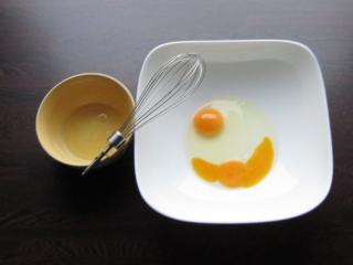 Jak upéct křehké koláčky s oříšky a čokoládovou tečkou | recept Jak upéct křehké koláčky s oříšky a čokoládovou tečkou | recept
