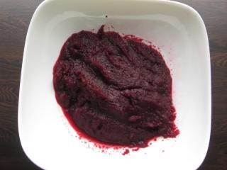 Jak upéct brownies z červené řepy a mandlí | recept na moučník z červené řepy Jak upéct brownies z červené řepy a mandlí | recept na moučník z červené řepy