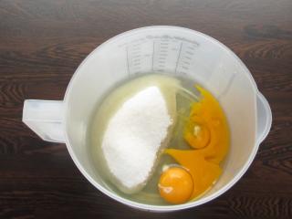 Jak upéct vláčné ovocné kostky s oříšky | recept Jak upéct vláčné ovocné kostky s oříšky | recept