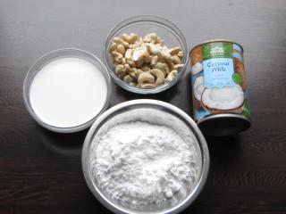 Jak připravit lahodný likér z kešu a kokosového mléka | recept