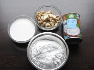 Jak připravit lahodný likér z kešu a kokosového mléka | recept Jak připravit lahodný likér z kešu a kokosového mléka | recept