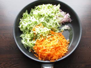 Jak upéct šťavnatou zeleninovou frittatu s parmazánem | recept