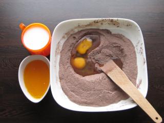 Jak upéct slepované kakaové řezy s čokoládovou polevou | recept