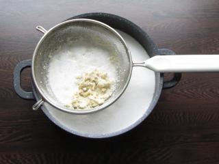 Jak připravit lahodný likér z kešu a kokosového mléka | recept Jak připravit lahodný likér z kešu a kokosového mléka | recept