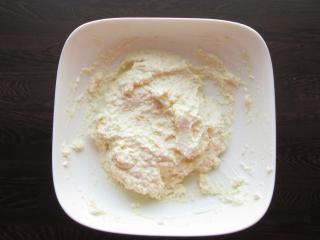 Jak připravit lanýžové pralinky z bílé čokolády, ricotty a kokosu | recept Jak připravit lanýžové pralinky z bílé čokolády, ricotty a kokosu | recept