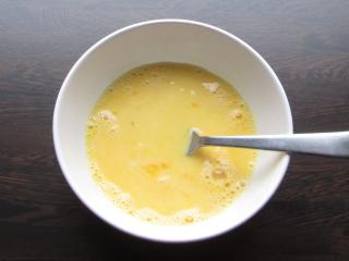 Jak upéct sytý slaný koláč z listového těsta, brambor a sýru | recept Jak upéct sytý slaný koláč z listového těsta, brambor a sýru | recept