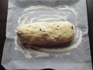 Jak upéct vánoční štolu z vláčného tvarohového těsta | recept Jak upéct vánoční štolu z vláčného tvarohového těsta | recept