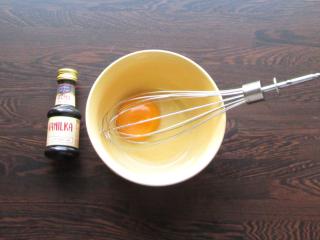 Jak upéct máslová levandulová srdíčka s citronovou polevou | recept