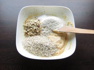 Jak upéct křehké ovesné sušenky s brusinkami a čokoládou | recept Jak upéct křehké ovesné sušenky s brusinkami a čokoládou | recept
