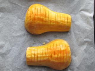 Jak upéct máslovou dýni s kořeněnou marinádou a bobkovým listem | recept