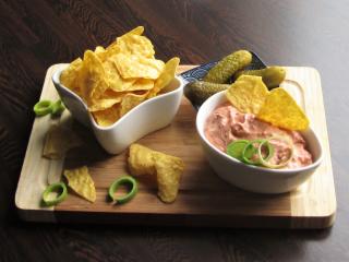 Jak na dip ve stylu americké omáčky Tisíc ostrovů | omáčka Tisíc ostrovů recept Jak na dip ve stylu americké omáčky Tisíc ostrovů | omáčka Tisíc ostrovů recept