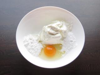 Jak upéct kávové řezy s tvarohovým mramorováním | recept