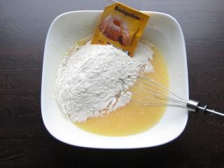 Jak upéct křehké koláčky s oříšky a čokoládovou tečkou | recept Jak upéct křehké koláčky s oříšky a čokoládovou tečkou | recept