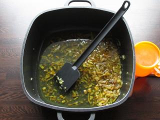 Jak z pečené mrkve uvařit výrazně kořeněnou polévku | recept 