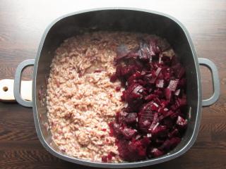 Jak uvařit rizoto s červenou řepou a koprem | recept na rizoto z červené řepy z rýže Arborio