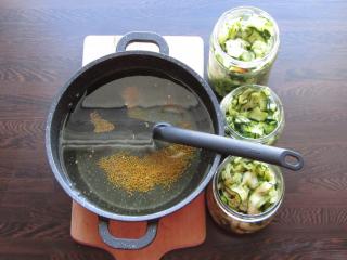 Jak na cuketové pickles s koprem | jednoduchý recept