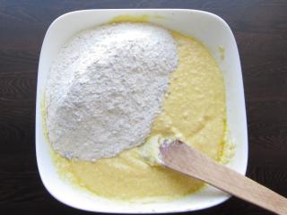 Jak na třenou levandulovou bábovku s tvarohem | recept na sladké pečení Jak na třenou levandulovou bábovku s tvarohem | recept na sladké pečení