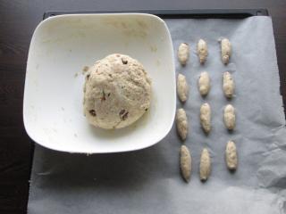 Jak upéct tvarohové sušenky s kandovaným ovocem a rozinkami | recept Jak upéct tvarohové sušenky s kandovaným ovocem a rozinkami | recept