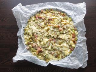 Jak upéct vláčný marcipánový koláč s rebarborou a jablkem | recept Jak upéct vláčný marcipánový koláč s rebarborou a jablkem | recept