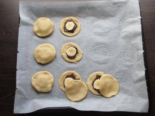 Jak upéct jemné koláčky s Nutellou a banánem | recept Jak upéct jemné koláčky s Nutellou a banánem | recept