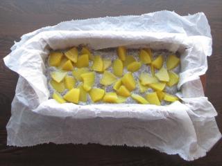 Jak upéct nadýchanou makovou bublaninu s ovocem | recept