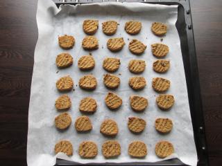 Jak upéct bezlepkové datlové sušenky s tahini pastou | recept