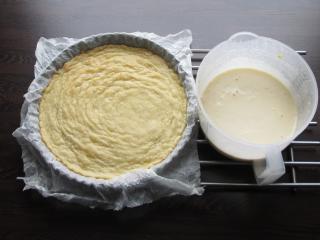 Jak upéct křehký máslový koláč s citronovou náplní | recept