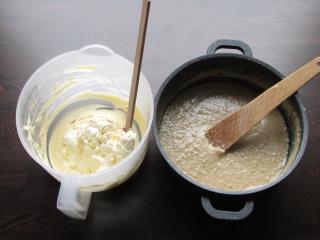 Jak upéct famózní piškotový moučník s ořechovým krémem | recept