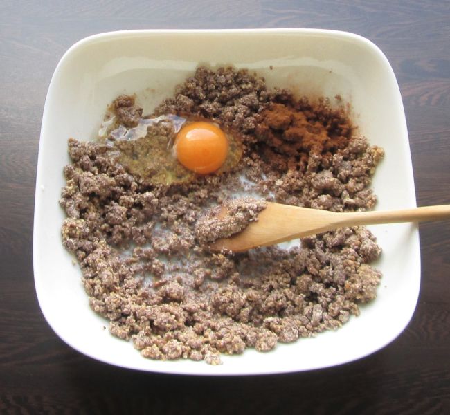 Jak upéct listový chalva koláč s ořechy a čokoládou | recept