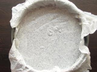 Jak připravit nepečený Oreo cheesecake s náplní z tvarohu, máku a bílé čokolády Jak připravit nepečený Oreo cheesecake s náplní z tvarohu, máku a bílé čokolády