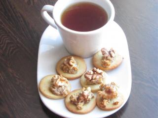 Jak upéct limetková kolečka s ořechovou nádivkou | recept na vánoční cukroví
